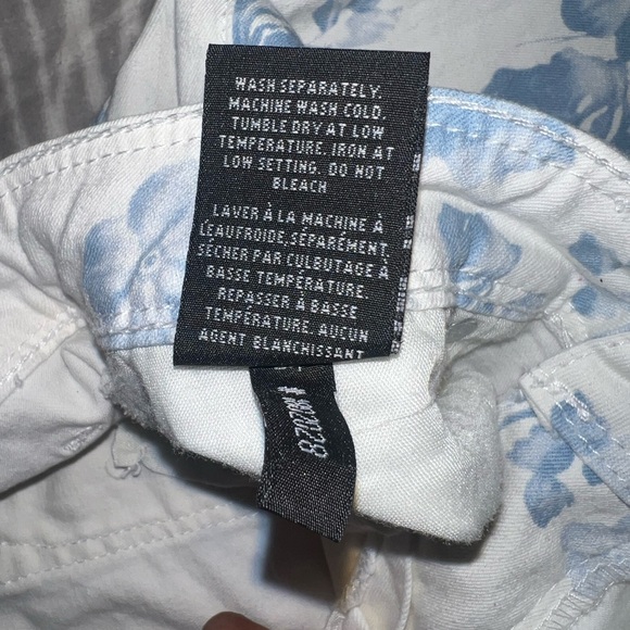 Harlow Women’s Straight leg Floral Jeans - Picture 6 of 7